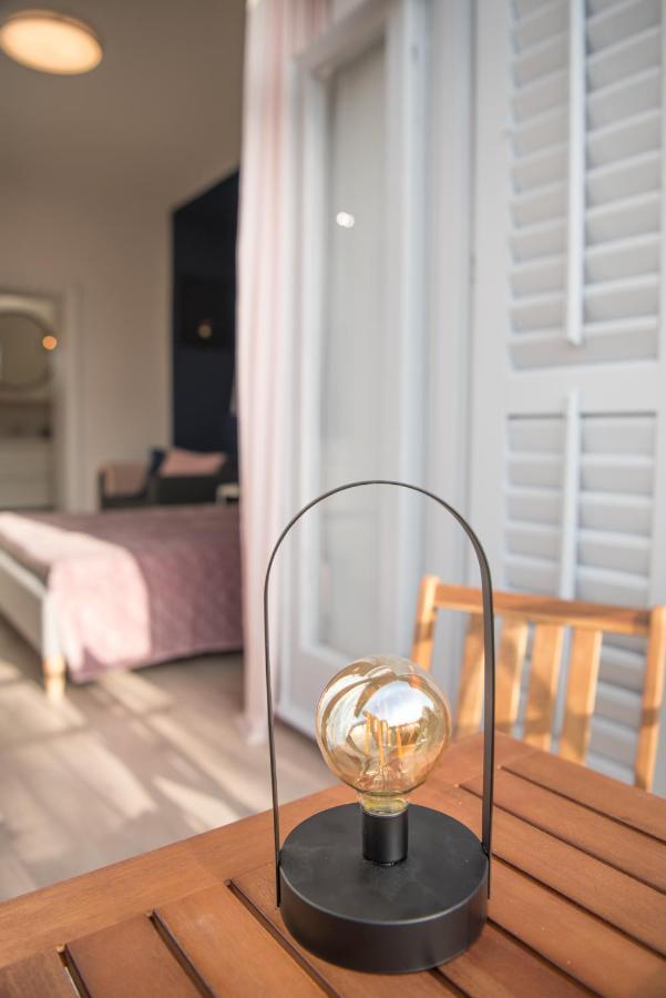Appartement DeLuxe Gladiators House à Pula Extérieur photo
